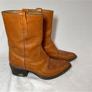 Size 5 Vintage Cole Haan tan/brown boots.